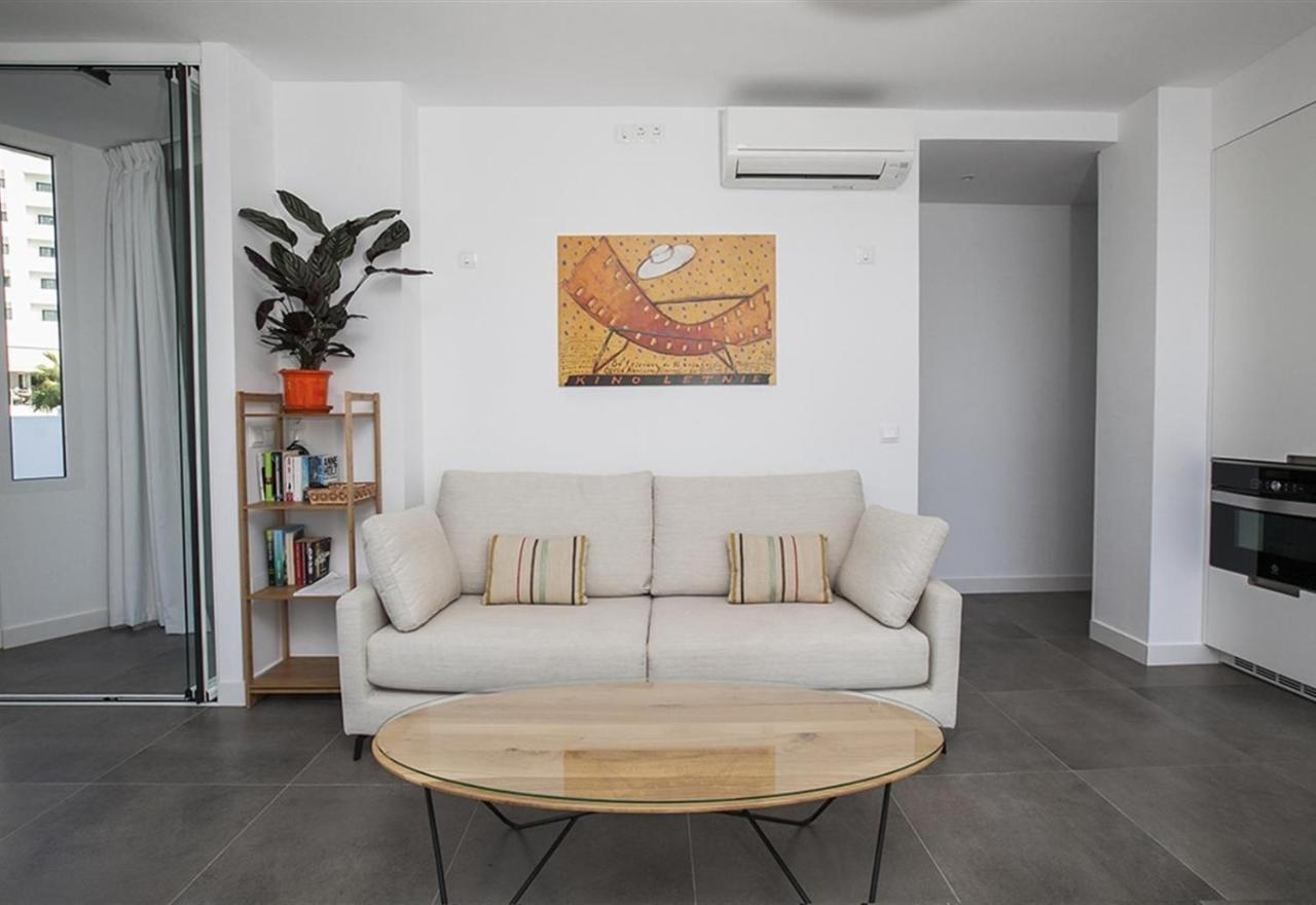 Super Front Line Modern New Apartm Nerja Luaran gambar